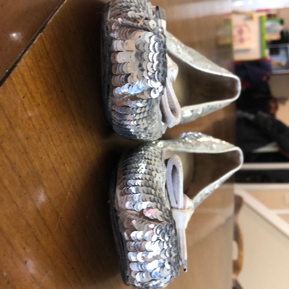 Emperio Armani flats - Picture 3 of 8